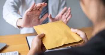 Policja znów ostrzega, kolejne próby oszustwa na policjanta