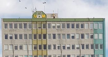 W Urzędzie Miasta sprawy załatwisz telefonicznie i mailowo. Na razie został zamknięty dla interesantów.