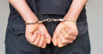 Pijany mężczyzna ukradł defibrylator dla zabawy