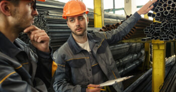 Czym jest stal i jak wybrać dobrą hurtownię?