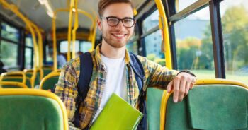 Studenci będą jeździć autobusami za darmo